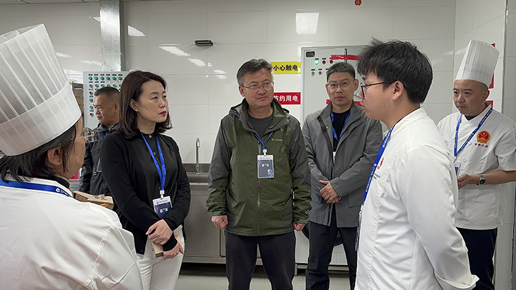 1729587680361566.jpg 1省人社厅领导赛中视察.jpg